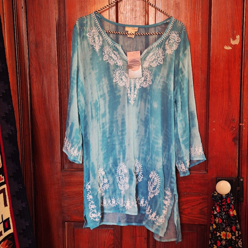 Beaches & Boho Sheer Blue Top Medium